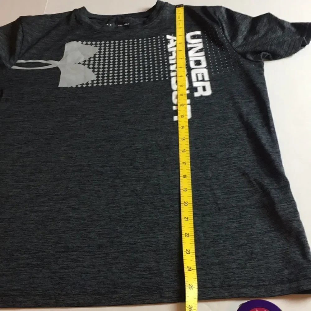 Under Armour HeatGear Loose-Fit Black and Gray T-Shirt Youth XL
